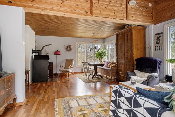 7 rum Villa på Rakstavägen 40 Raksta/Solberga/Bergholm Tyresö kommun - bild 12