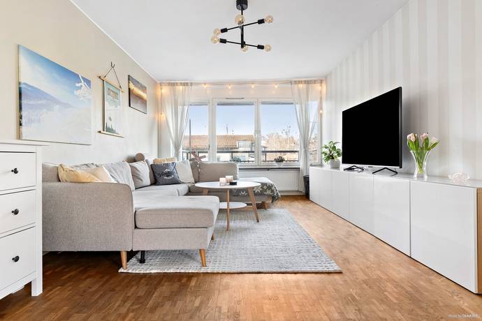 Gärdesvägen 31, Trollbäcken, Tyresö kommun