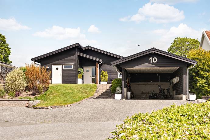 4 rum villa på Eriksbergsvägen 10 Knivsta, Knivsta kommun - bild 2
