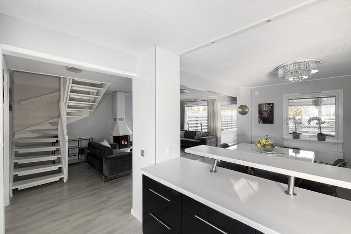 6 rum Parhus på Danagränd 6 Skälby Järfälla kommun - bild 16