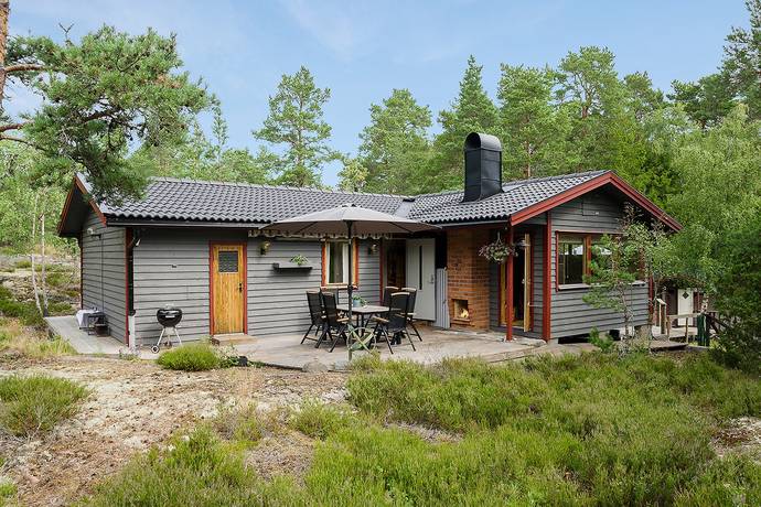 4 rum fritidshus på Norrvägen 21 Vindö | Abborrkroken, Värmdö kommun - bild 1