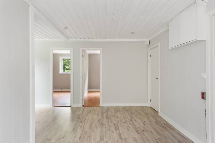 3 rum Vinterbonat fritidshus på Poppes väg 11 Ränka Norrtälje kommun - bild 13