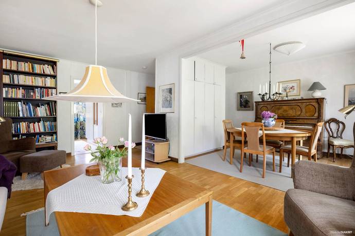 6 rum Villa på Fågelbärsgatan 54 Nya Hjärsta Örebro kommun - bild 18