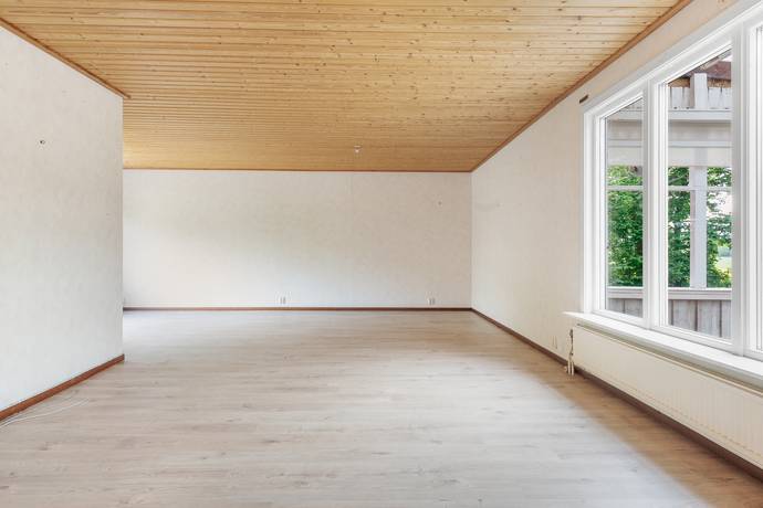 8 rum Gård med jordbruk på Fyrunga Björkbacka 1 Fyrunga Vara kommun - bild 15