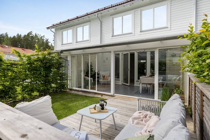 4 rum radhus på Kolmilestigen 10B Stockfallet, Karlstads kommun - bild 1