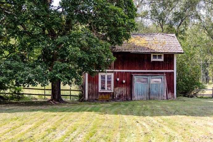 5 rum Gård/skog på Tillbergaby 1 Tillberga Västerås kommun - bild 8