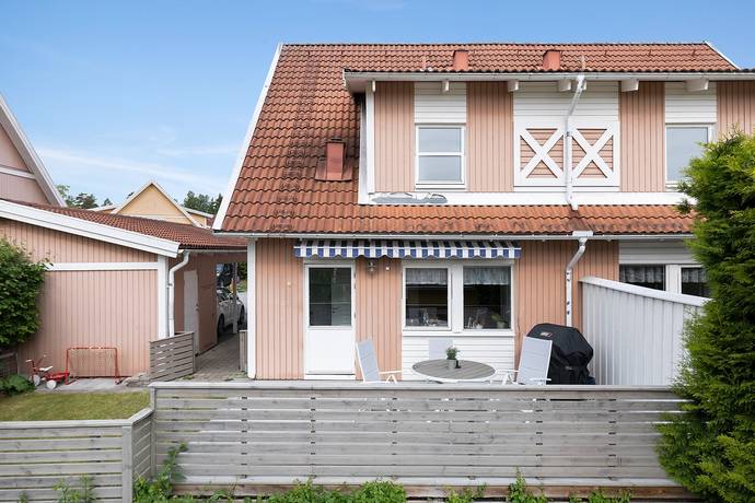 4 rum parhus på Gläntastigen 21 Uthamra, Vallentuna kommun - bild 3