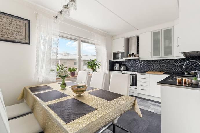 4 rum Lägenhet på Tomtbergavägen 24 Botkyrka kommun - bild 10