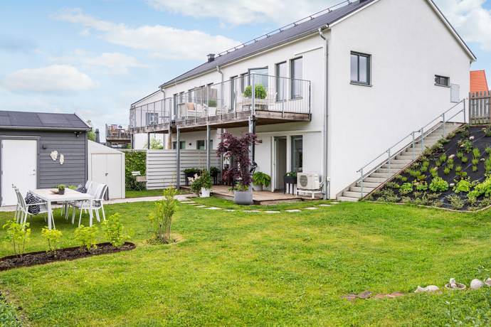 5 rum parhus på Möllebackevägen 20 Östra Grevie, Vellinge kommun - bild 1