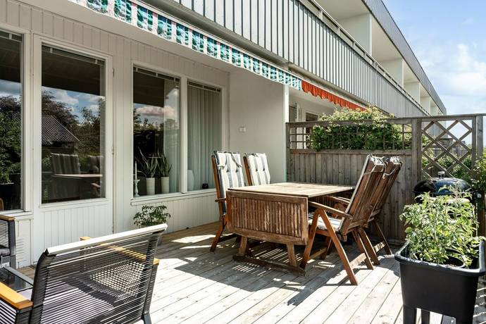 4 rum Radhus på Ivar Widéensgatan 84 Hindsbo Skara kommun - bild 14