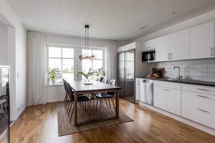 5 rum Kedjehus på Viktor Dahléns väg 124 Mosås Örebro kommun - bild 7