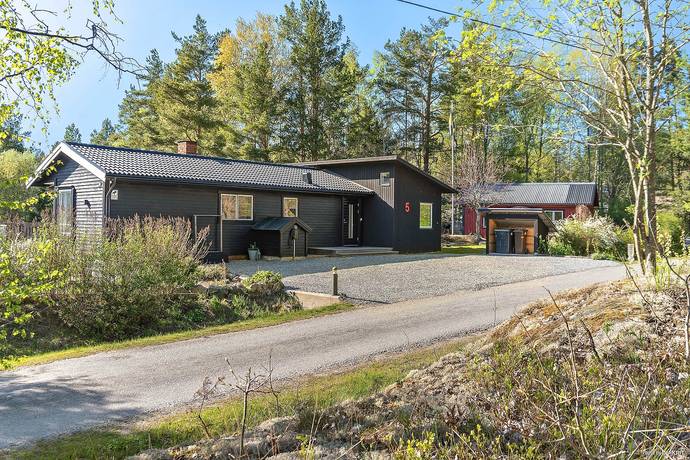 4 rum Villa på Blåhakeslingan 5 Ingarö - Norra Ingaröstrand Värmdö kommun - bild 1
