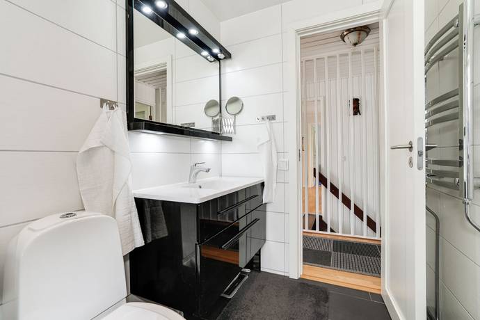 4 rum Villa på Brunnsgatan 9 Oskarström Halmstads kommun - bild 24