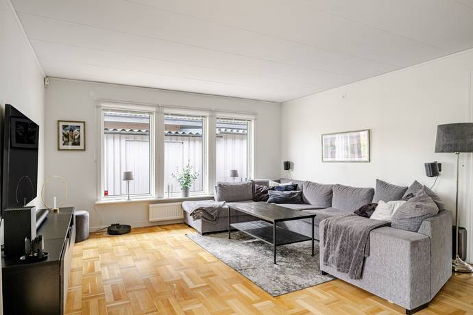 6 rum Kedjehus på Odonstigen 25 Finninge Strängnäs kommun - bild 9