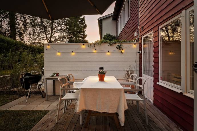 5 rum Radhus på Edsviksvägen 46A Edsviken Sollentuna kommun - bild 2