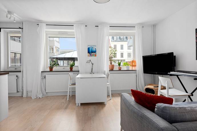 1 rum lägenhet på Fortifikationsgatan 11B Trossö, Karlskrona kommun - bild 2