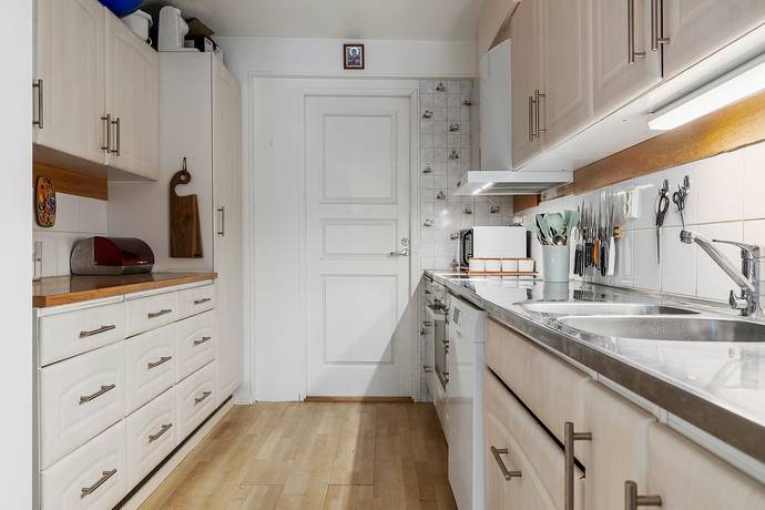 5 rum Radhus på Vänortsringen 22 Centrala Märsta Sigtuna kommun - bild 11