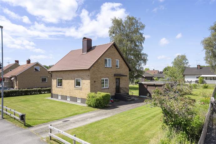 5 rum villa på Gärdesgatan 6 Sollebrunn Med Omnejd, Alingsås kommun - bild 1