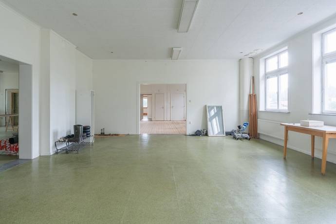 11 rum Villa på Norra Hökhuvudsvägen 2 Gimo Östhammars kommun - bild 18