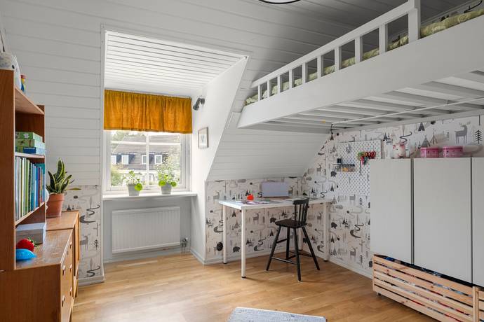 4 rum Radhus på Prästgårdsvägen 58 Botkyrka kommun - bild 21