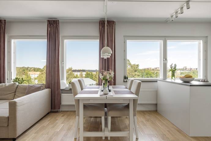 4 rum lägenhet på Lotta Svärds Gränd 16 Hägersten / Fruängen, Stockholms kommun - bild 4