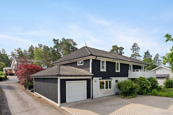 6 rum villa på Rösjövägen 55 Skarpäng, Täby kommun - bild 1