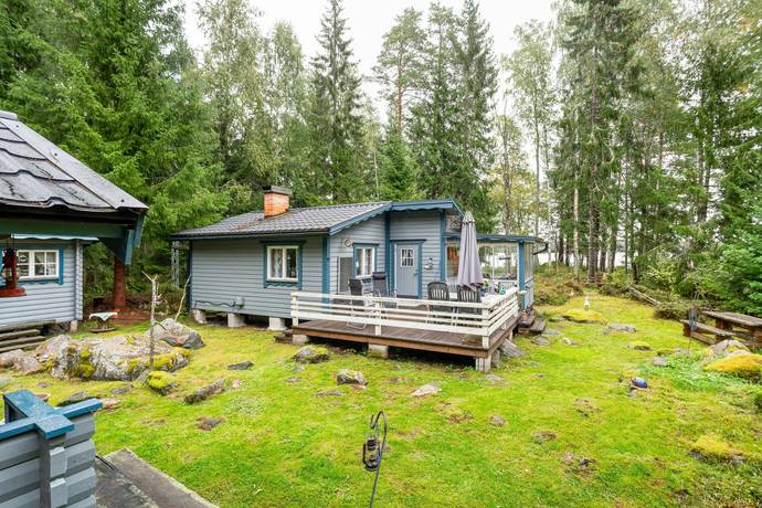 Gävle Åbyn 8:51 i Hamrångefjärden, Gävle kommun - fritidsboende till ...