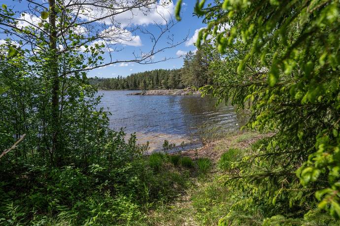 8 rum Gård med skogsbruk på Södra Backen 2 Ärtemark Bengtsfors kommun - bild 45