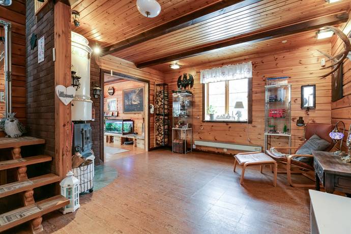 4 rum Gård utan jordbruk på Näsbybacka 175 Näsbybacka strax utanför Frövi Lindesbergs kommun - bild 17