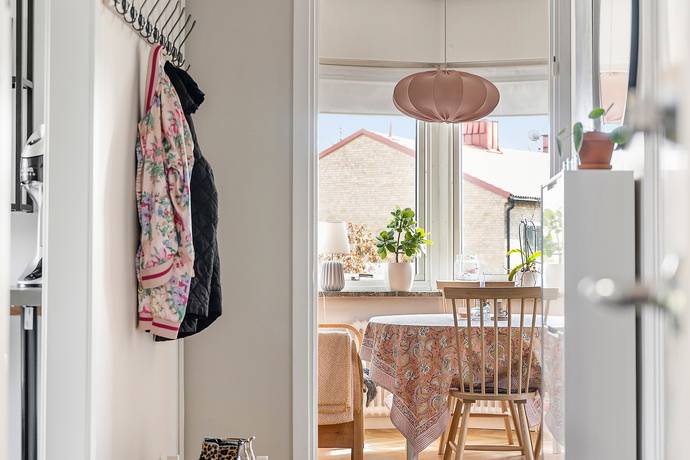 3 rum lägenhet på Blåsbackegatan 10A Centrum Nyatorp, Halmstads kommun - bild 3