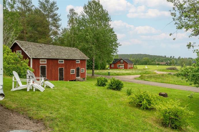 6 rum Gård/skog på Byn Lillberget  Säffle kommun - bild 12