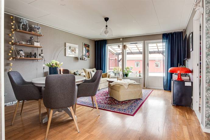 4 rum Radhus på Loftstigen 3 Kungsörs kommun - bild 23