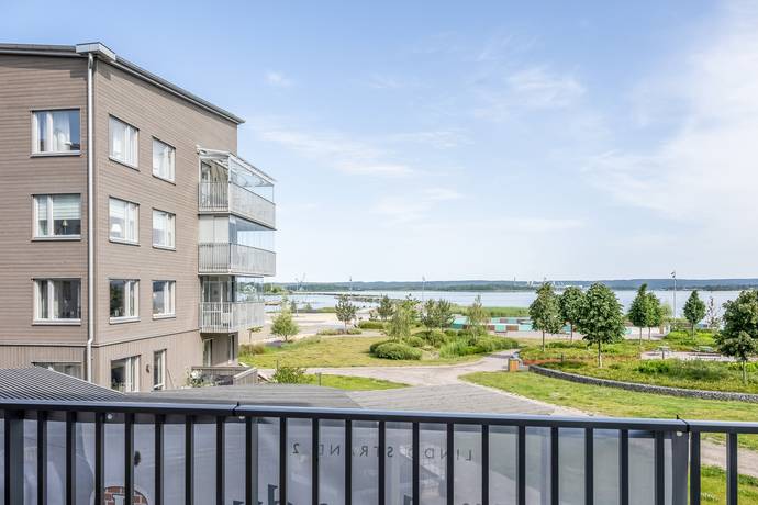 4 rum lägenhet på Bråviksvägen 69 Lindö Strand, Norrköpings kommun - bild 2