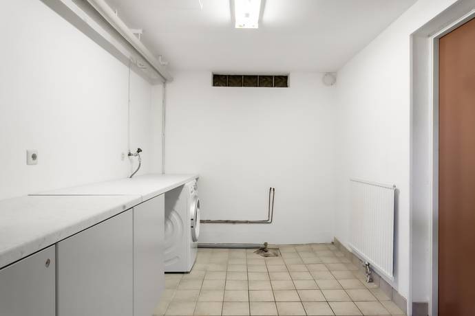 8 rum Villa på Falkstigen 10 Klöxhult Älmhults kommun - bild 50