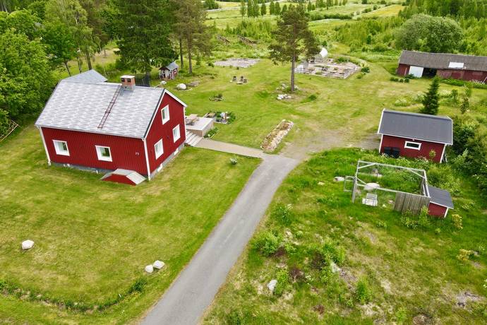 4 rum Gård med jordbruk på Hjoggböle 35 Skellefteå Skellefteå kommun - bild 1
