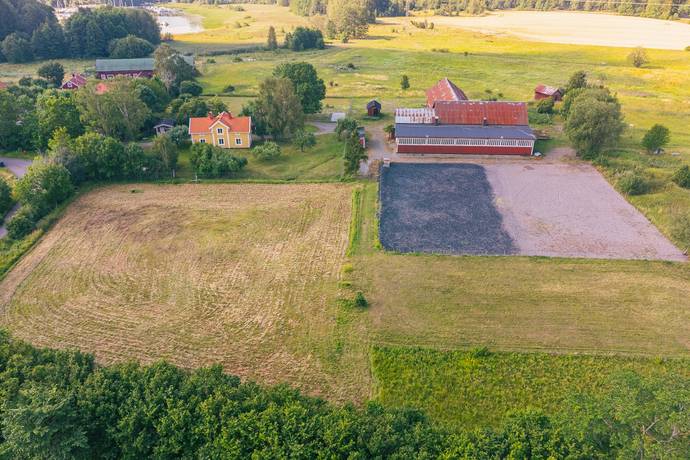 gård utan jordbruk på Frösundavägen 2 Bålsta - Frösundavik, Håbo kommun - bild 5