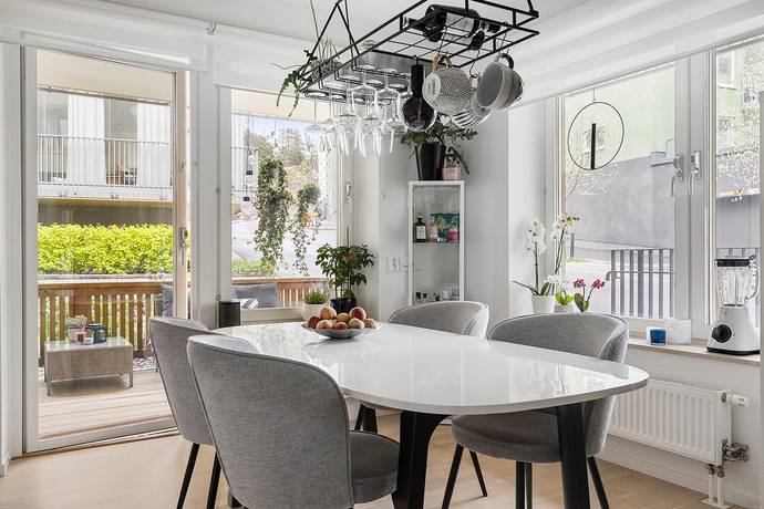 3 rum lägenhet på Tollareslingan 52 Tollare, Nacka kommun - bild 3