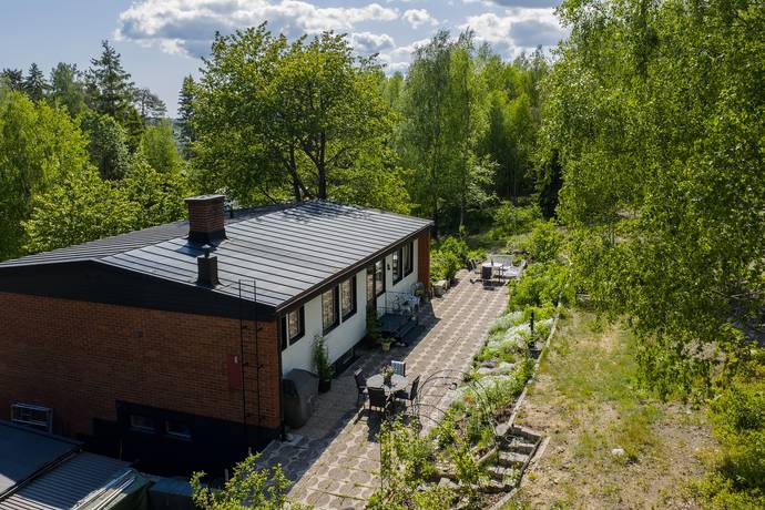 6 rum villa på Kärrhagen 7 Grödinge Byrsta, Botkyrka kommun - bild 2