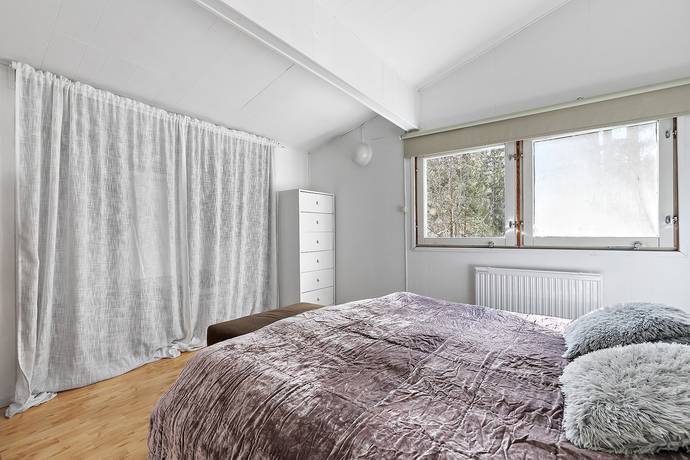 3 rum Vinterbonat fritidshus på Lundbyslingan 33 Djupvik Strängnäs kommun - bild 8