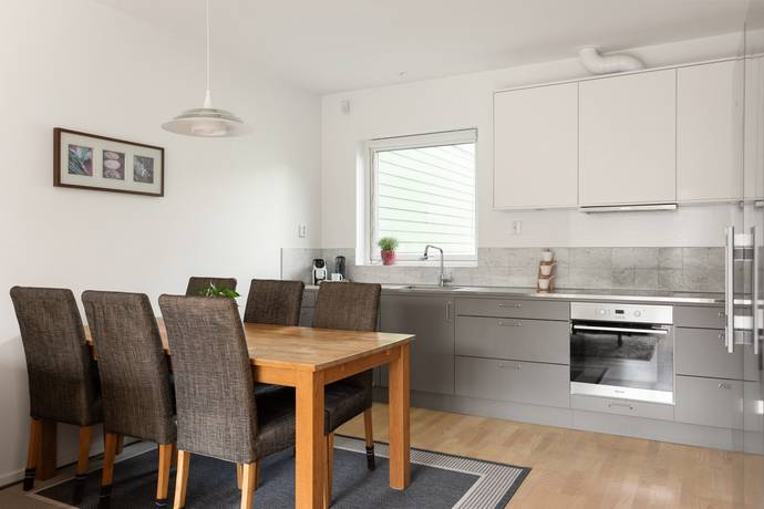 4 rum radhus på Sällhetsvägen 32 Hässelby Norra Villastad, Stockholms kommun - bild 5