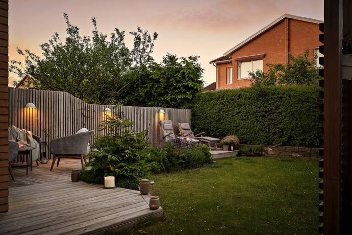 5 rum parhus på Ädelgransgatan 35 Bunkeflostrand, Malmö kommun - bild 2