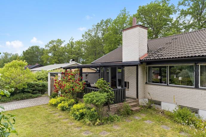 8 rum villa på Tegvägen 2 Ekerö Ekebyhov, Ekerö kommun - bild 2