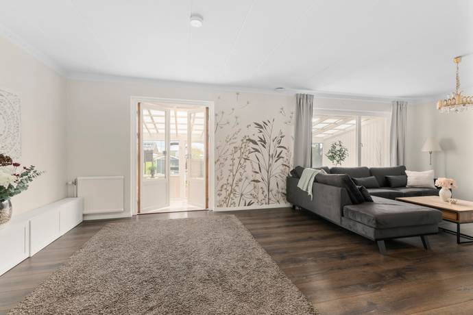 5 rum radhus på Målarvägen 15 Gamla Bro, Upplands-Bro kommun - bild 3