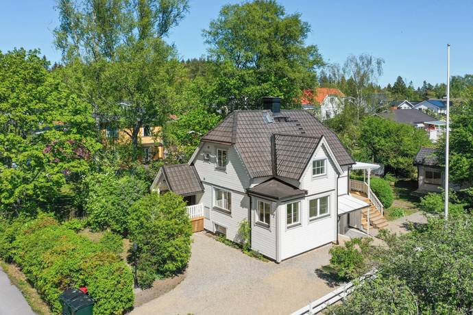 5 rum Villa på Kapellvägen 7 Pershagen Södertälje kommun - bild 1