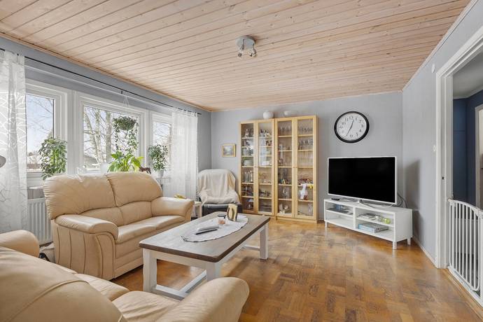 5 rum Villa på Hjalmar Palms väg 6 Marieberg Örebro kommun - bild 13
