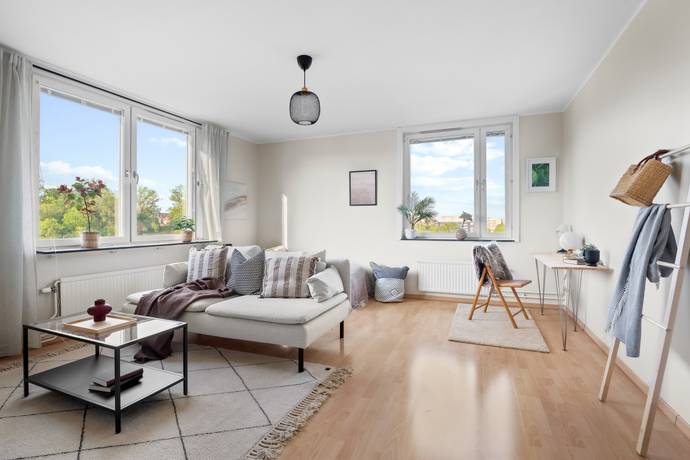 1 rum Lägenhet på Kvarnvägen 32, 6tr Jakobsberg Järfälla kommun - bild 1