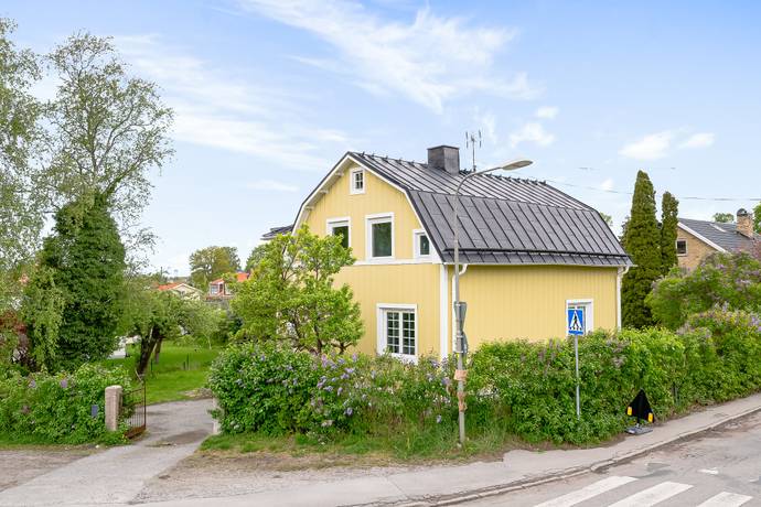11 rum villa på Helgestavägen 118 Älvsjö, Stockholms kommun - bild 1