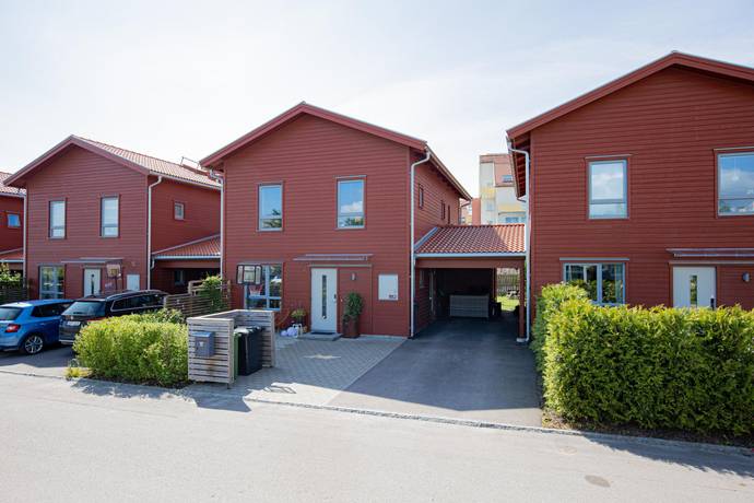 5 rum kedjehus på Tågengatan 10 Lillhamra, Västerås kommun - bild 3