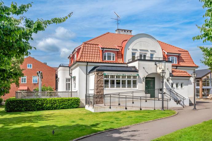 11 rum Villa på Gamla torg 1 Åstorp Åstorps kommun - bild 1