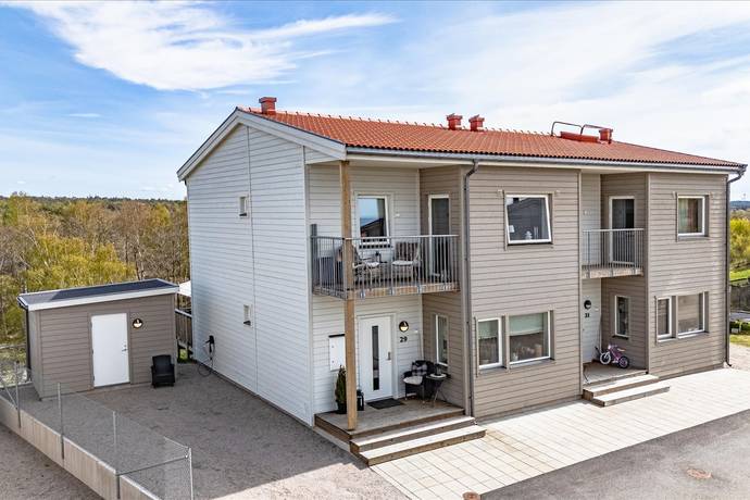 5 rum parhus på Pilslingan 29 Mällby/Ånneröd, Strömstads kommun - bild 1